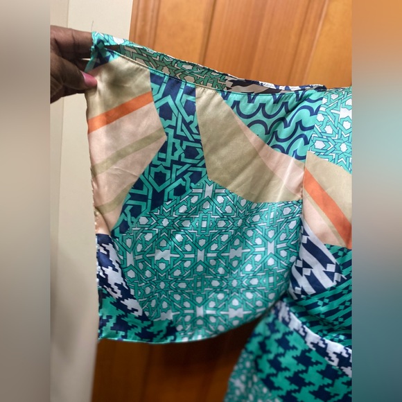 NWOT Ark & Co. Abstract Patterned Cold Shoulder Dress - Picture 5 of 5